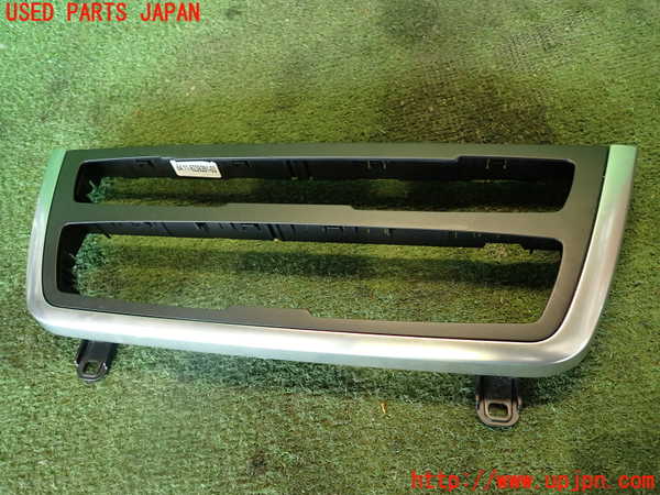 2UPJ-22887692]BMW 320d(3D20)(F30)内装トリム類2 中古_m0001.jpg