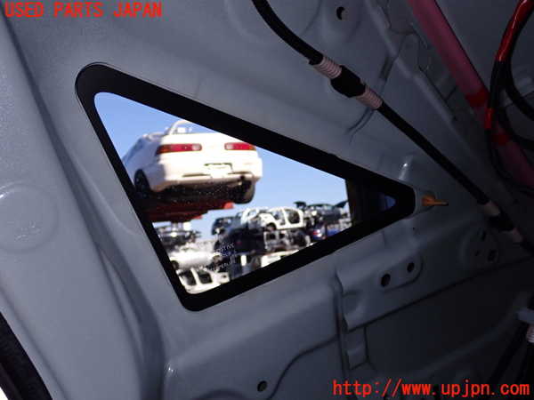 2UPJ-22891380]ハリアー(ZSU60W)右クォーターガラス (M2L3) 中古_m0002.jpg