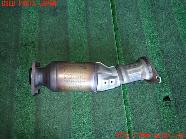 2UPJ-22892661]ハリアー(ZSU60W)触媒1 中古_m0002.jpg