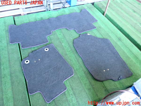 2UPJ-22897800]ハリアー(ZSU60W)フロアマット 中古_m0003.jpg