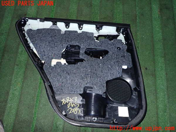 2UPJ-22891294]ハリアー(ZSU60W)右後ドア内張り 中古_m0004.jpg