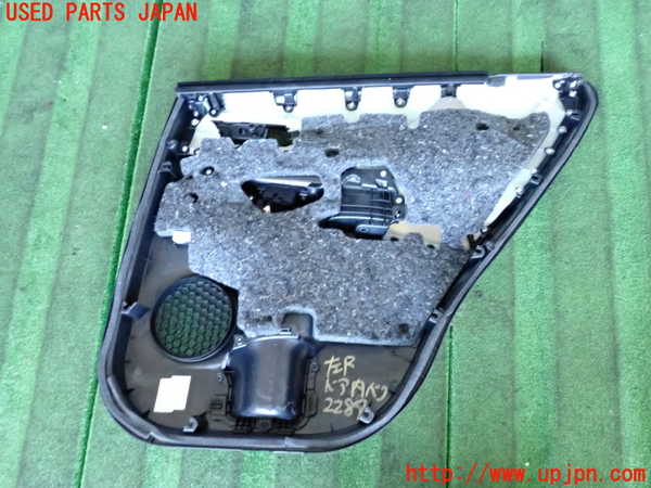 2UPJ-22891324]ハリアー(ZSU60W)左後ドア内張り 中古_m0002.jpg