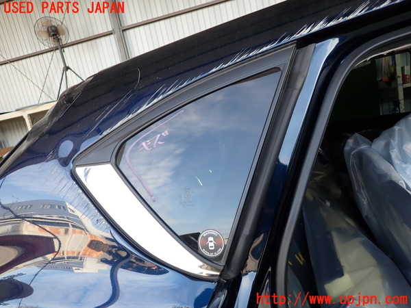 2UPJ-22901380]CX-5(KF2P)右クォーターガラス (43R-005844 M31Q8) 中古_m0001.jpg