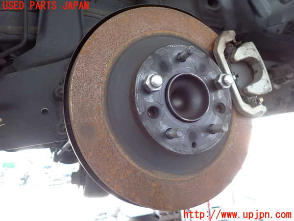 2UPJ-22904305]CX-5(KF2P)左リアナックルハブ 中古_m0001.jpg