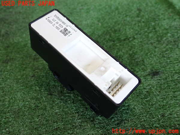 2UPJ-22906245]CX-5(KF2P)左前パワーウィンドウスイッチ 中古_m0002.jpg