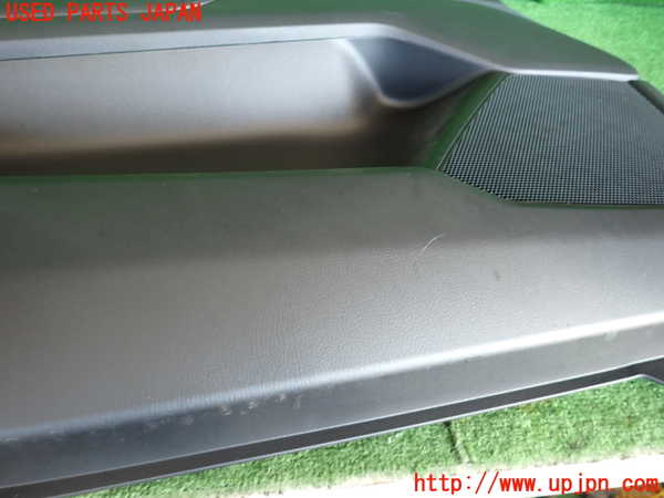 2UPJ-22901264]CX-5(KF2P)左前ドア内張り 中古_m0005.jpg