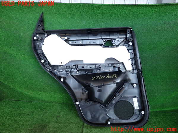 2UPJ-22901294]CX-5(KF2P)右後ドア内張り 中古_m0002.jpg