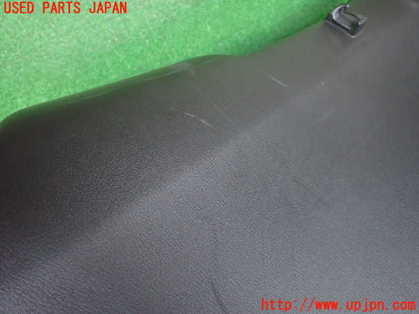 2UPJ-22901578]CX-5(KF2P)バックドア内張り 中古_m0004.jpg