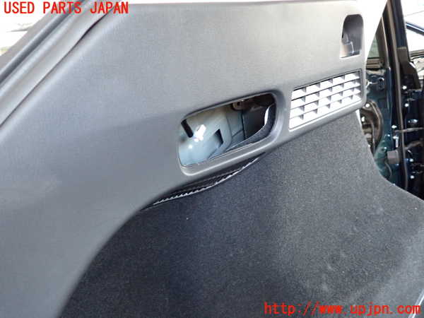2UPJ-22907680]CX-5(KF2P)左リアピラートリム 中古_m0004.jpg