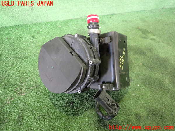 5UPJ-22912590]マセラティ・グラントゥーリズモ(MGTA1)エアポンプ 中古_m0001.jpg