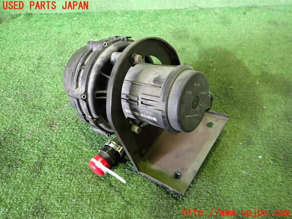 5UPJ-22912590]マセラティ・グラントゥーリズモ(MGTA1)エアポンプ 中古_m0002.jpg