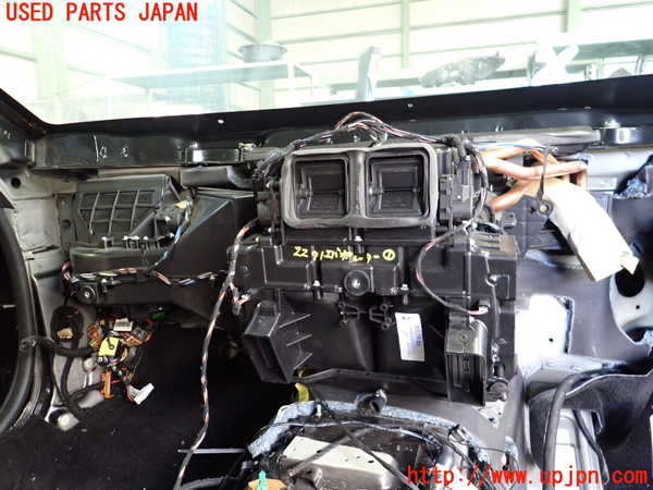 2UPJ-22916081]マセラティ・グラントゥーリズモ(MGTA1)エバポレーター1 中古_m0001.jpg