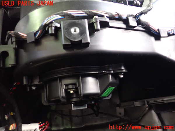 2UPJ-22916081]マセラティ・グラントゥーリズモ(MGTA1)エバポレーター1 中古_m0004.jpg