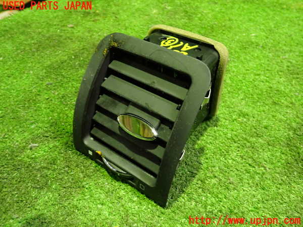 5UPJ-22917528]マセラティ・グラントゥーリズモ(MGTA1)エアコン吹き出し口3 (左) 中古_m0001.jpg