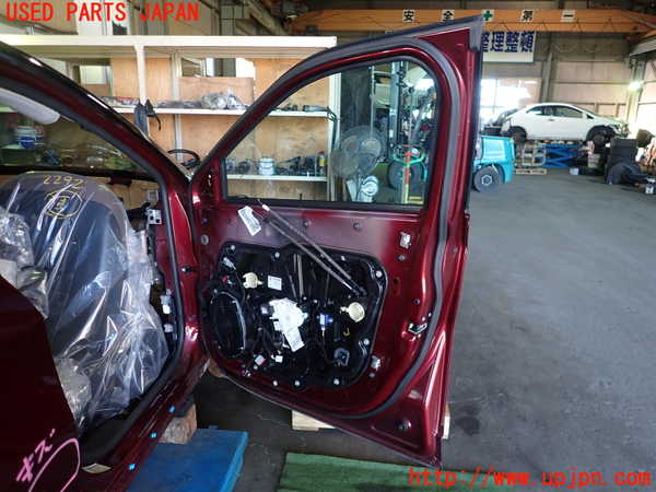 5UPJ-22921230]ジープ・コマンダー(H620)右前ドア M54 中古_m0004.jpg