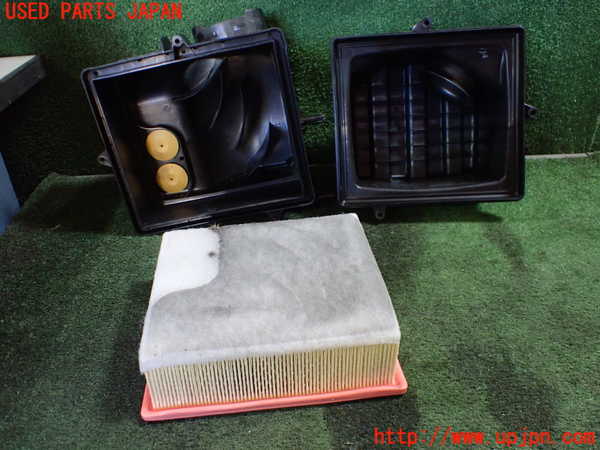 1UPJ-22922560]ジープ・コマンダー(H620)エアクリーナーボックス 中古_m0003.jpg