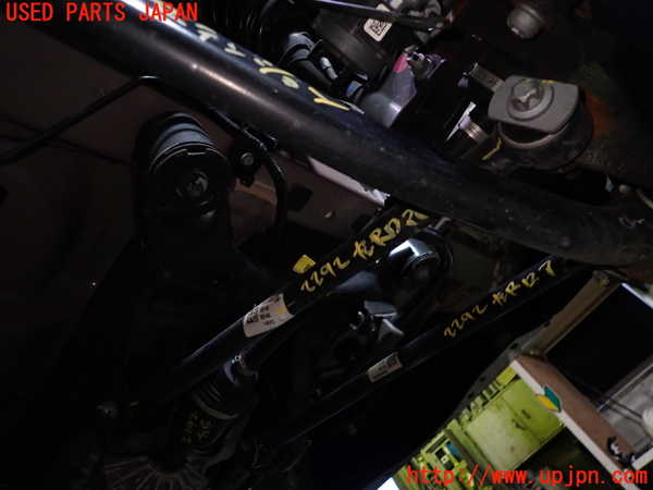 5UPJ-22925226]ジープ・コマンダー(H620)左リアロアアーム1 中古_m0001.jpg