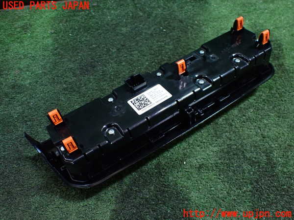 1UPJ-22926066]ジープ・コマンダー(H620)エアコンスイッチ1 中古_m0003.jpg