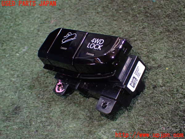 1UPJ-22926309]ジープ・コマンダー(H620)スイッチ4（4WD LOCK） 中古_m0001.jpg