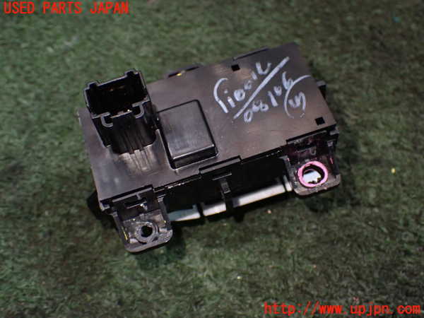 1UPJ-22926309]ジープ・コマンダー(H620)スイッチ4（4WD LOCK） 中古_m0003.jpg