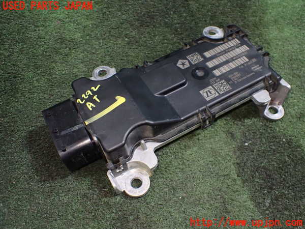 5UPJ-22926115]ジープ・コマンダー(H620)ミッションコンピューター 中古_m0001.jpg