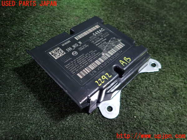 5UPJ-22926145]ジープ・コマンダー(H620)エアバッグコンピューター 【ジャンク】_m0001.jpg