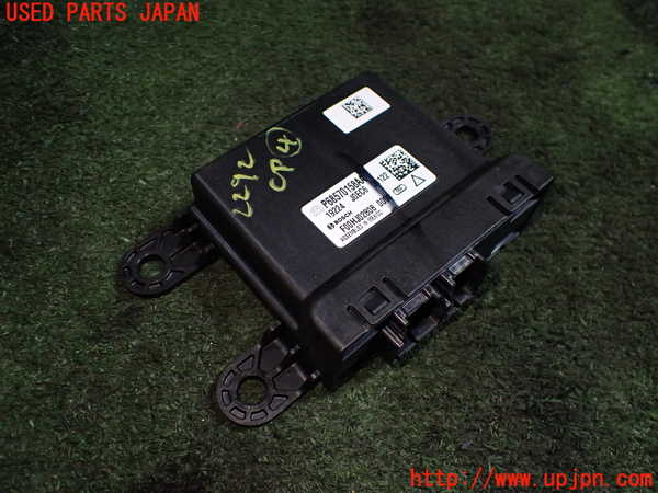 5UPJ-22926149]ジープ・コマンダー(H620)コンピューター4 P68570158AA 中古_m0001.jpg