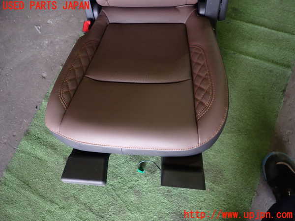 1UPJ-22927175]ジープ・コマンダー(H620)左2列目シート 中古_m0003.jpg