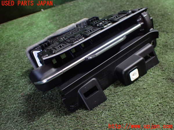 1UPJ-22927526]ジープ・コマンダー(H620)エアコン吹き出し口1（右） 中古_m0001.jpg