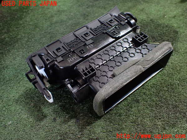 1UPJ-22927526]ジープ・コマンダー(H620)エアコン吹き出し口1（右） 中古_m0002.jpg