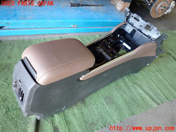 5UPJ-22927540]ジープ・コマンダー(H620)センターコンソール 中古_m0001.jpg