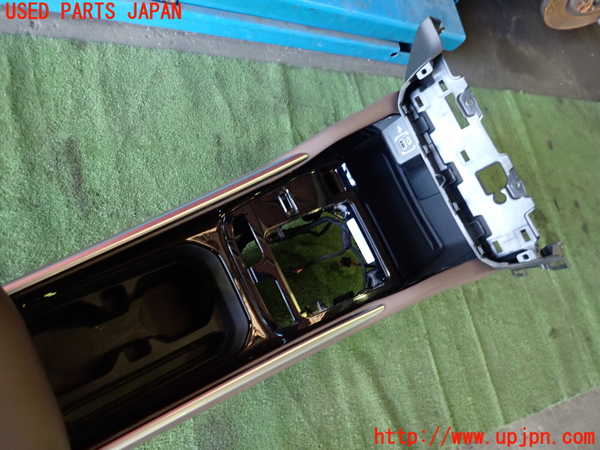 5UPJ-22927540]ジープ・コマンダー(H620)センターコンソール 中古_m0002.jpg