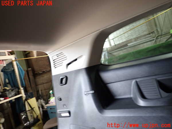 5UPJ-22927680]ジープ・コマンダー(H620)左リアピラートリム 中古_m0002.jpg