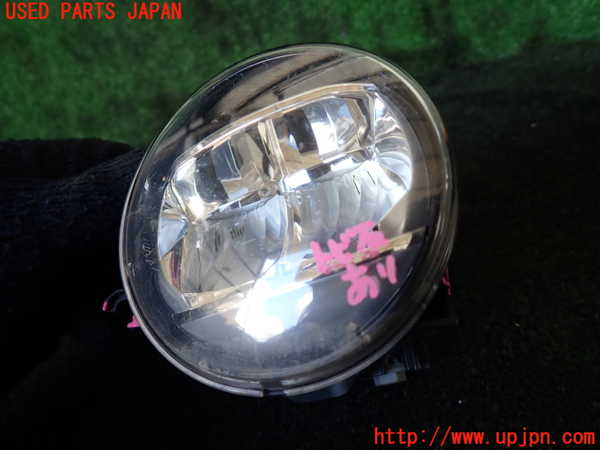 1UPJ-22931180]ハリアー(ZSU60W)右フォグ 【ジャンク】_m0002.jpg