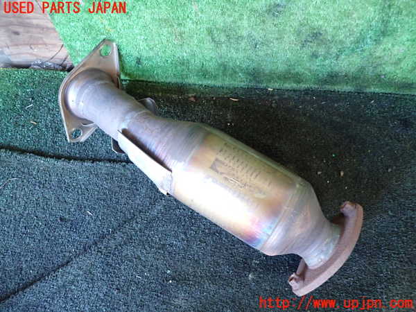 1UPJ-22932661]ハリアー(ZSU60W)触媒1 中古_m0002.jpg