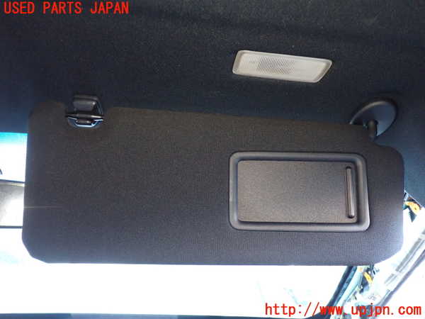 5UPJ-22937625]ハリアー(ZSU60W)室内サンバイザー右側 中古_m0002.jpg