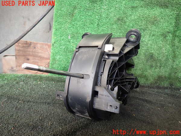 5UPJ-22937555]ハリアー(ZSU60W)ATシフトレバー 中古_m0001.jpg