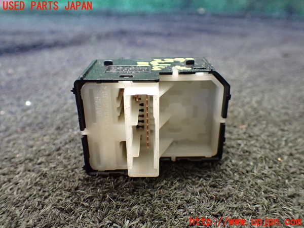 5UPJ-22936280]ハリアー(ZSU60W)ミラースイッチ 【ジャンク】_m0003.jpg