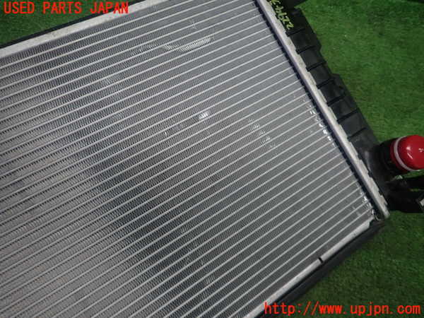 5UPJ-22942321]BMW 218d アクティブツアラー(2C20 F45)ラジエーター1 中古_m0004.jpg