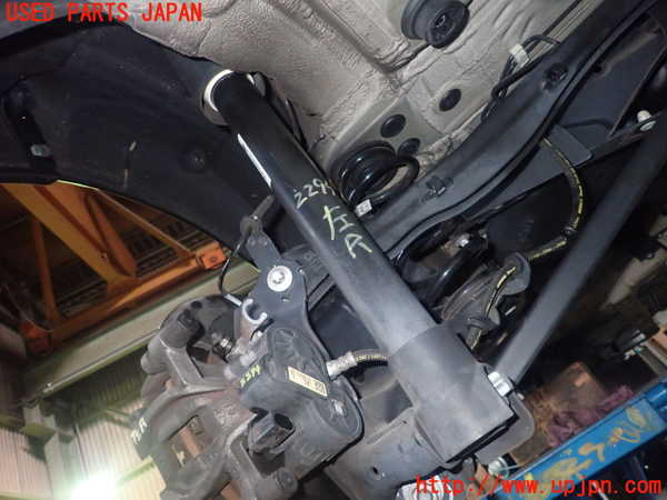 1UPJ-22945075]BMW 218d アクティブツアラー(2C20 F45)左リアショックアブソーバー 中古_m0003.jpg