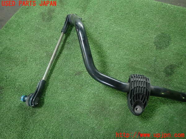 5UPJ-22945440]BMW 218d アクティブツアラー(2C20 F45)フロントスタビライザー 中古_m0004.jpg