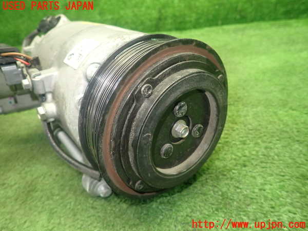 5UPJ-22946025]BMW 218d アクティブツアラー(2C20 F45)エアコンコンプレッサー 中古_m0003.jpg