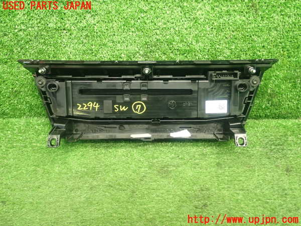 5UPJ-22946312]BMW 218d アクティブツアラー(2C20 F45)スイッチ7 (メモリー) 中古_m0002.jpg
