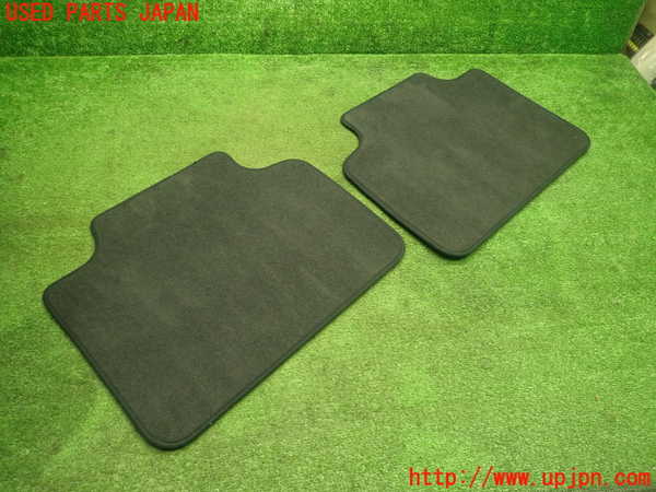 5UPJ-22947800]BMW 218d アクティブツアラー(2C20 F45)フロアマット 中古_m0005.jpg