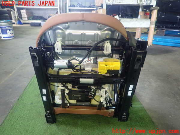 5UPJ-22947065]BMW 218d アクティブツアラー(2C20 F45)助手席シート 中古_m0005.jpg