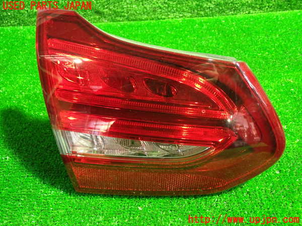1UPJ-22951552]ベンツ C180 ステーションワゴン(205240C S205)左リアフィニッシャー 中古_m0001.jpg