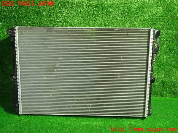 1UPJ-22952321]ベンツ C180 ステーションワゴン(205240C S205)ラジエーター1 (メイン) 中古_m0001.jpg