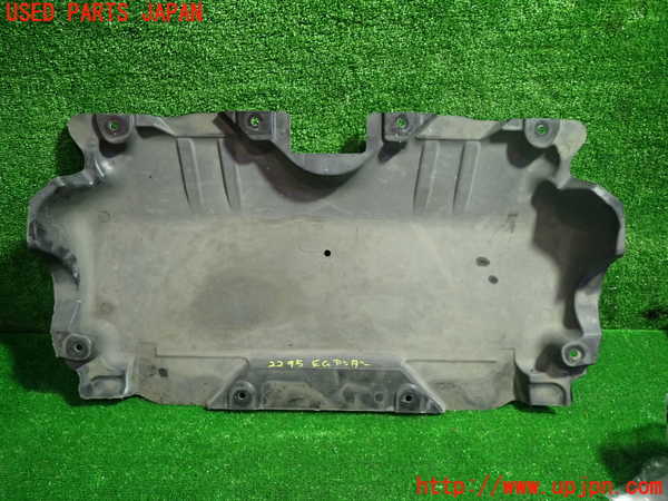 1UPJ-22952170]ベンツ C180 ステーションワゴン(205240C S205)エンジンアンダーカバー 中古_m0001.jpg