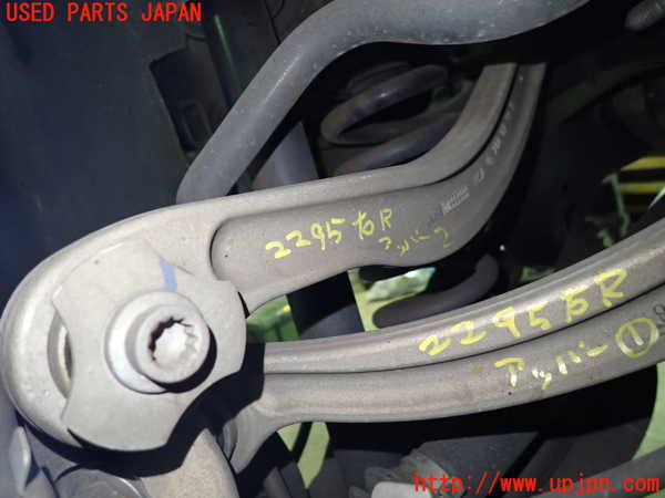 1UPJ-22955147]ベンツ C180 ステーションワゴン(205240C S205)右リアアッパーアーム2 中古_m0001.jpg