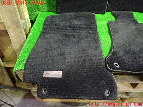1UPJ-22957800]ベンツ C180 ステーションワゴン(205240C S205)フロアマット 中古_m0003.jpg